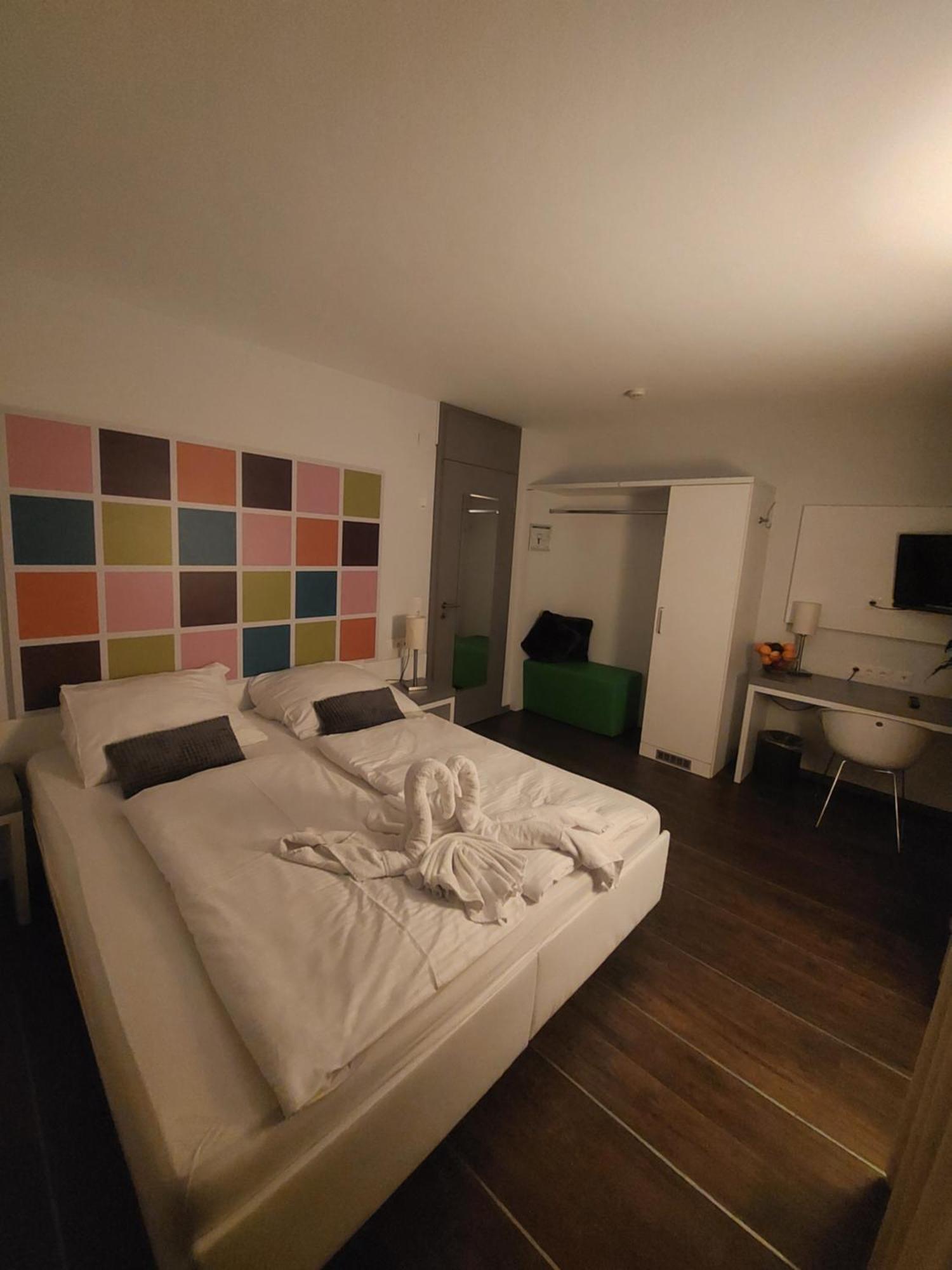 Altstadt Hotel Alba Baunachshof Вертгейм Экстерьер фото