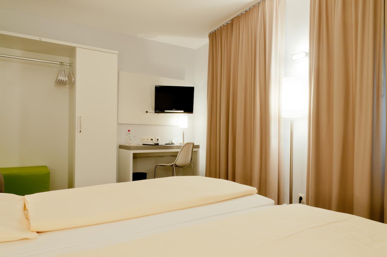 Altstadt Hotel Alba Baunachshof Вертгейм Экстерьер фото