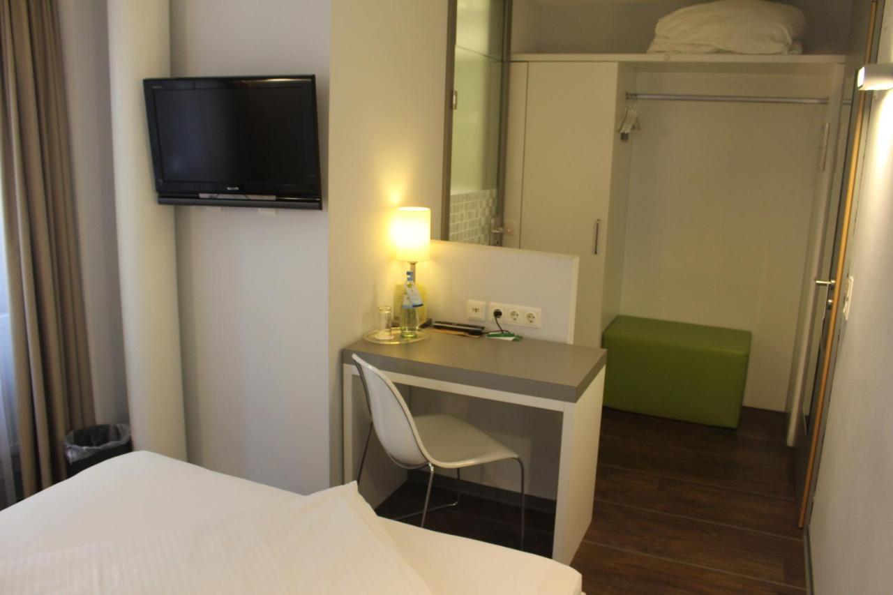 Altstadt Hotel Alba Baunachshof Вертгейм Экстерьер фото